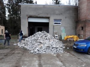 13_demolice-sut